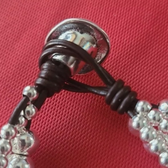 Uno de 50 Bracelet • En tu casa o en la Mia • Silver with Pearls - Picture 11 of 16